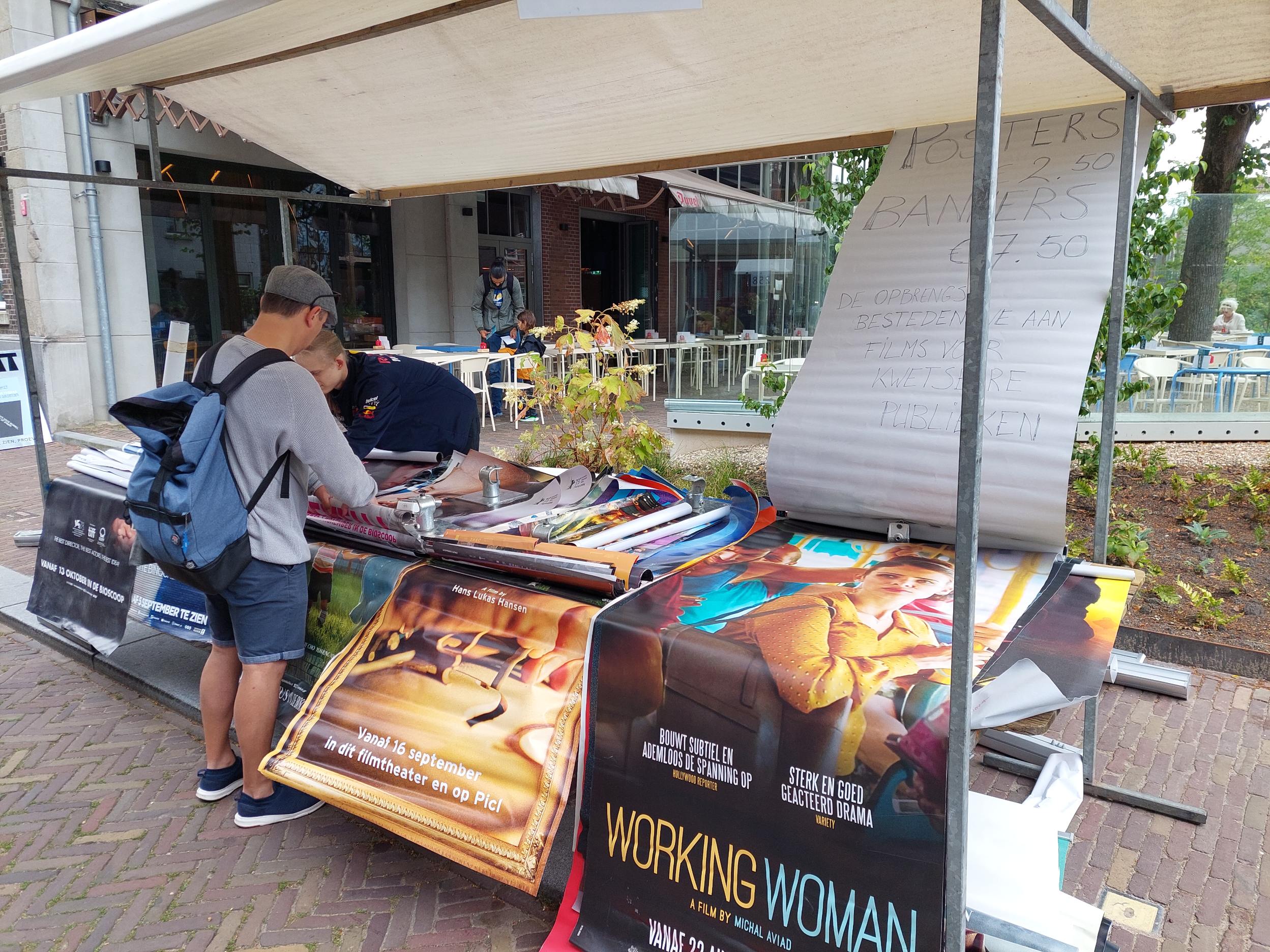 Vrijmarkt: Filmposterverkoop